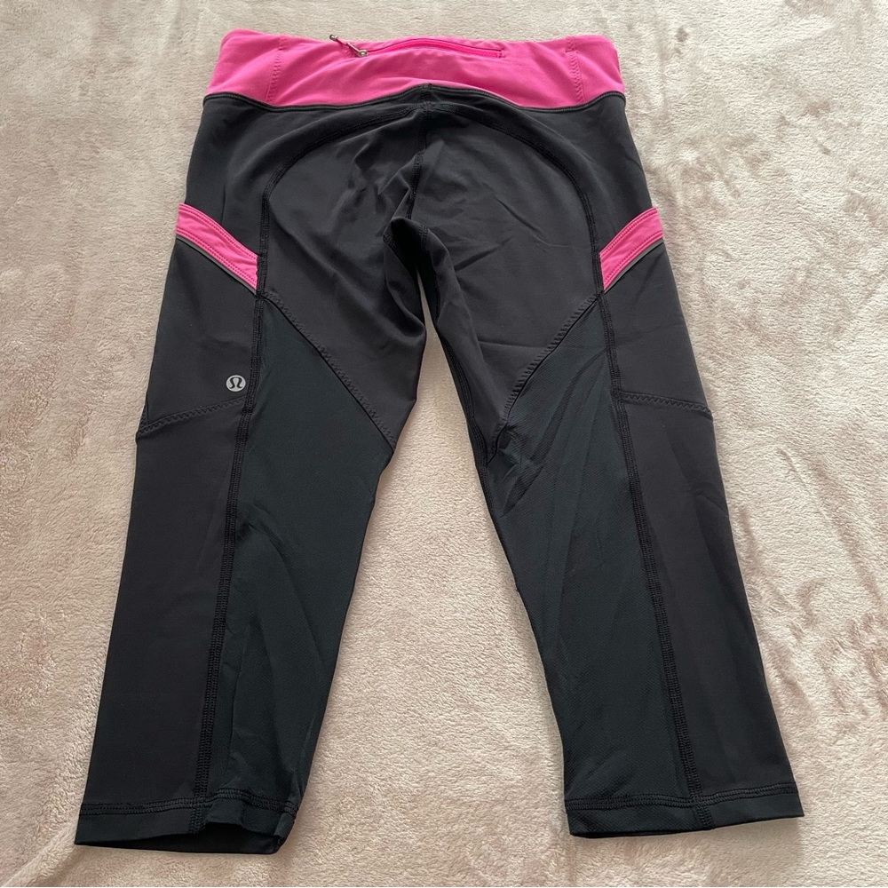 Lululemon crop leggings size 6 - Picture 4 of 11